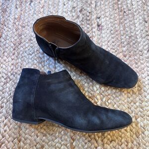 Aquatalia 10.5 Black Ulyssa Water Resistant Bootie